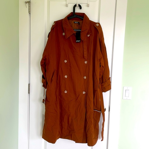 Oversized size 2 belted  trench coat - Picture 6 of 6
